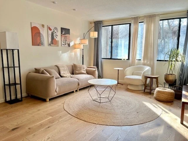 1731 Beacon St, Brookline