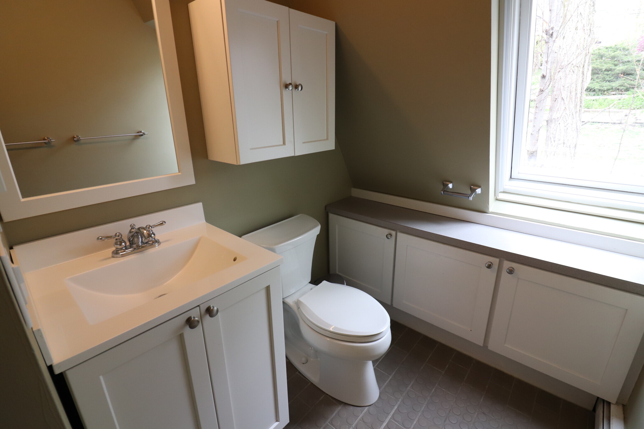 119 Whites Ave, Watertown