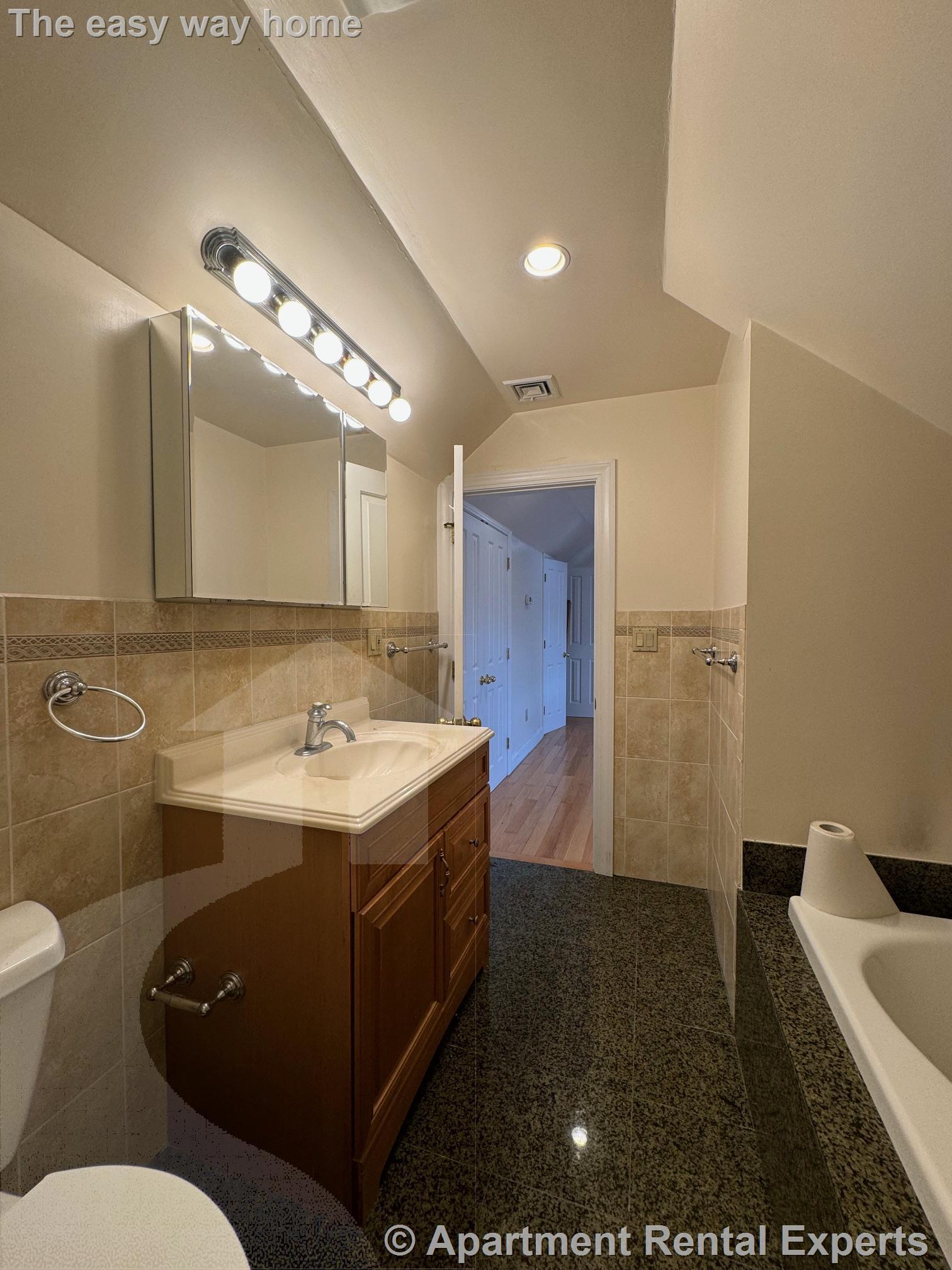 69 School St, Union Square