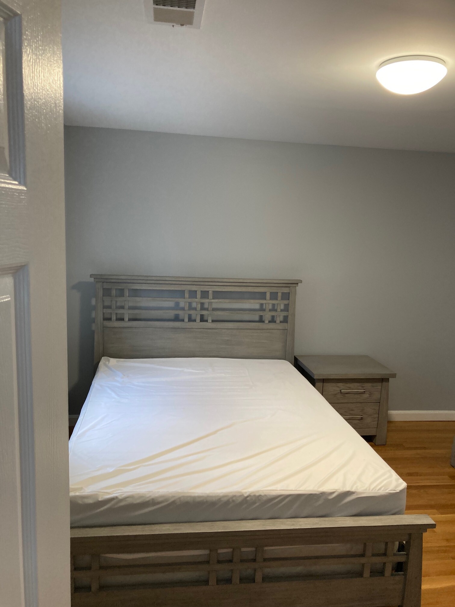 14 Aberdeen Ave, West Cambridge