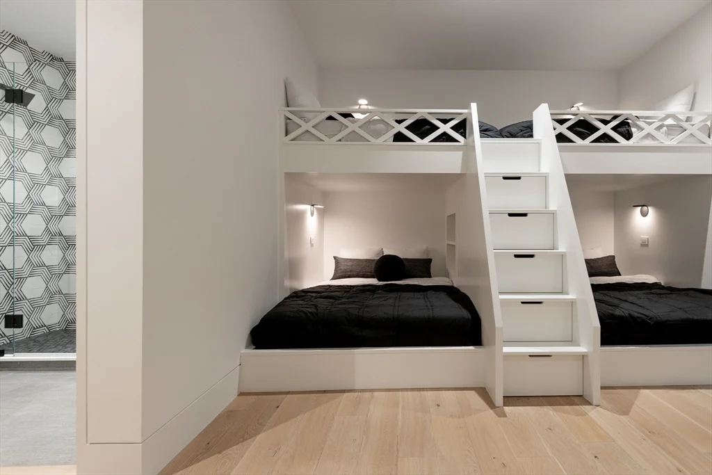 30 Devon Street   Big Dip, Nantucket