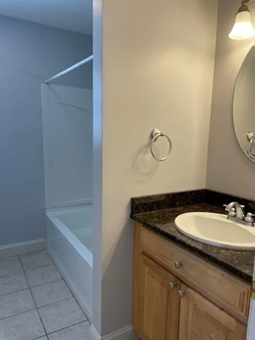 307 Shrewsbury St, Holden