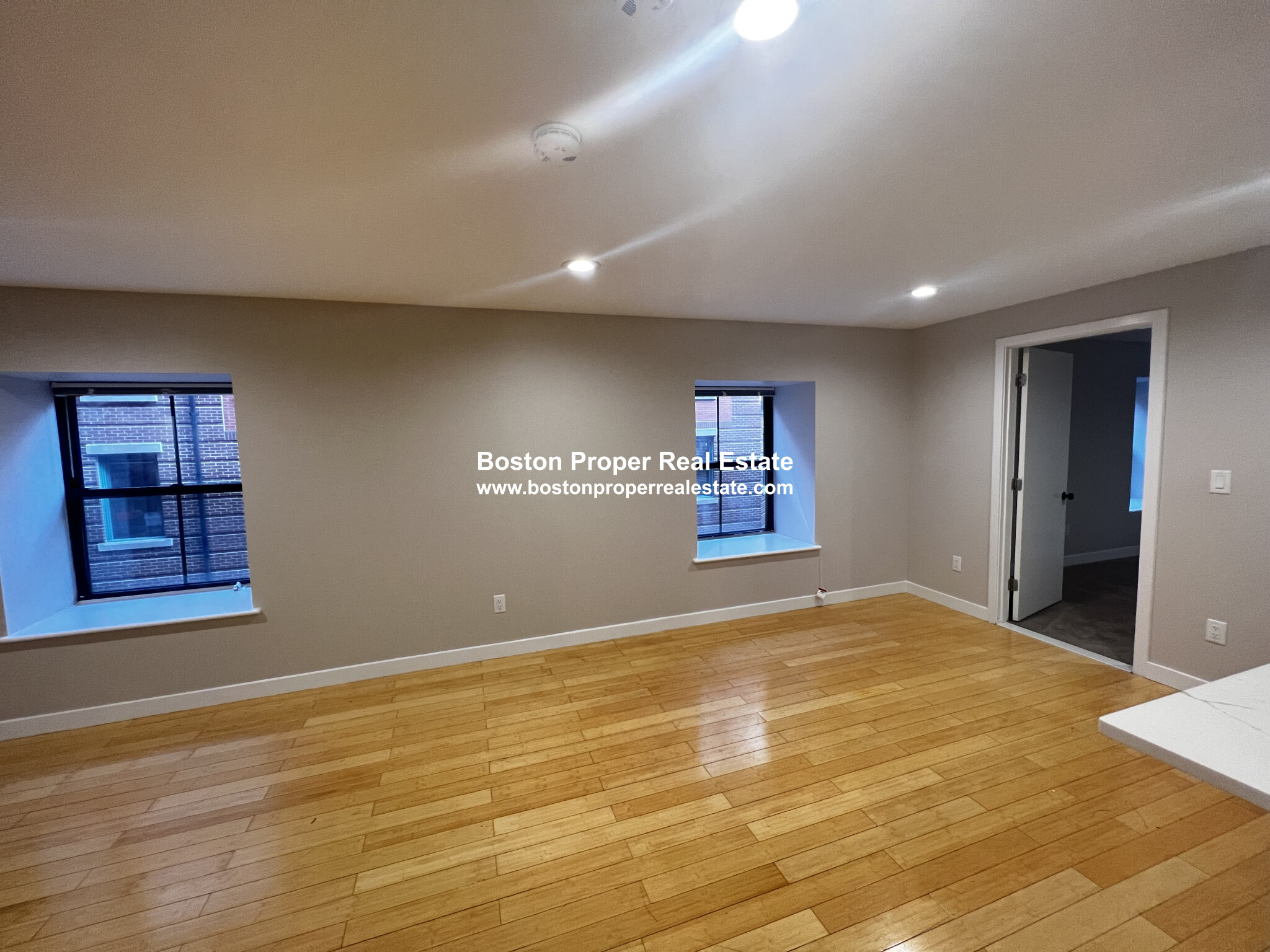 1661 Washington St, South End