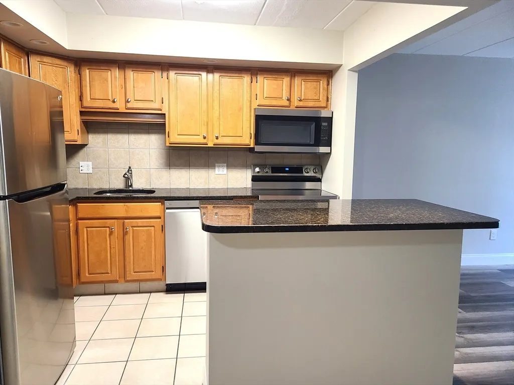 576 Washington St, Weymouth