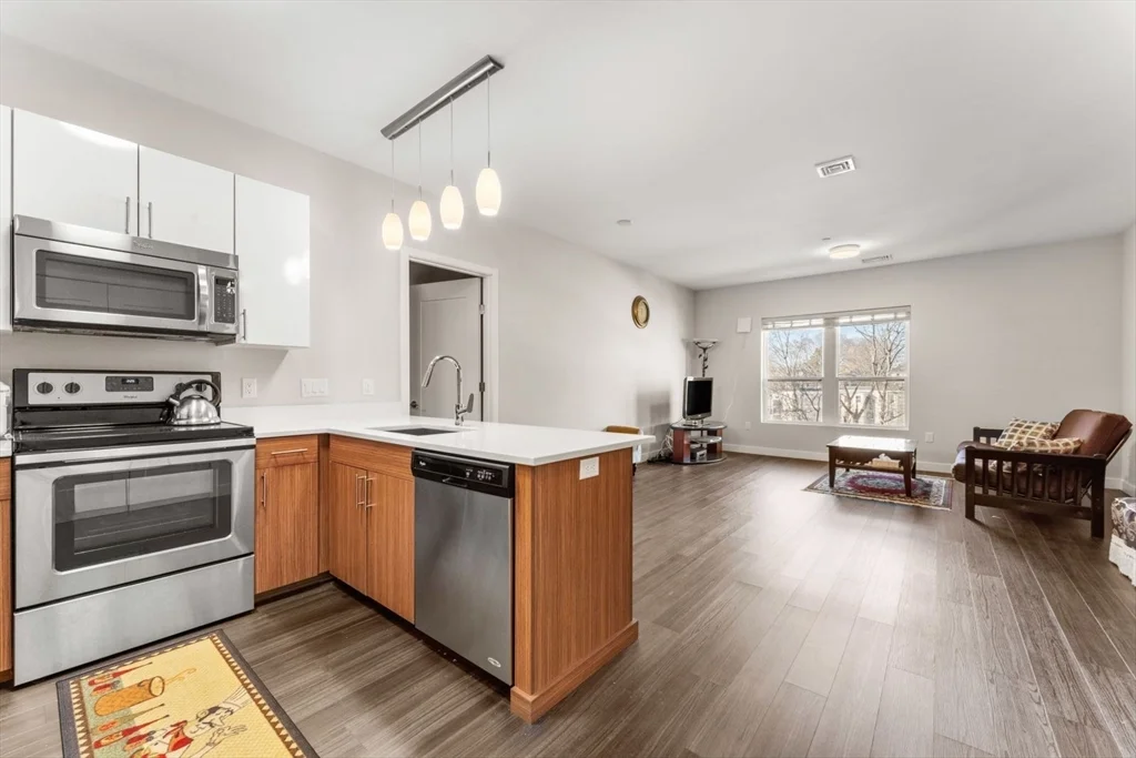 999 Hancock St, Quincy Center