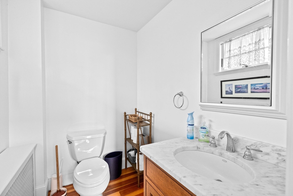 4 Glover Ave, Allerton