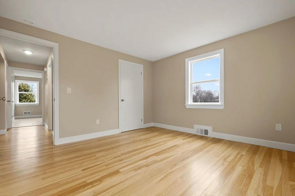 24 Garden St, Danvers