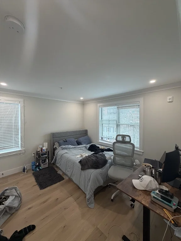 9 Everett St, Allston