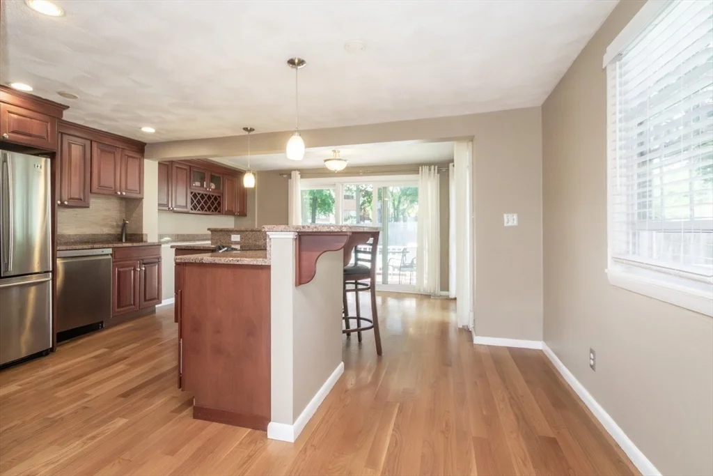 32 Hamilton Rd, Wakefield