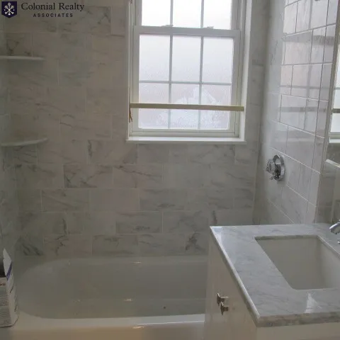 15 Glenville Ave, Allston