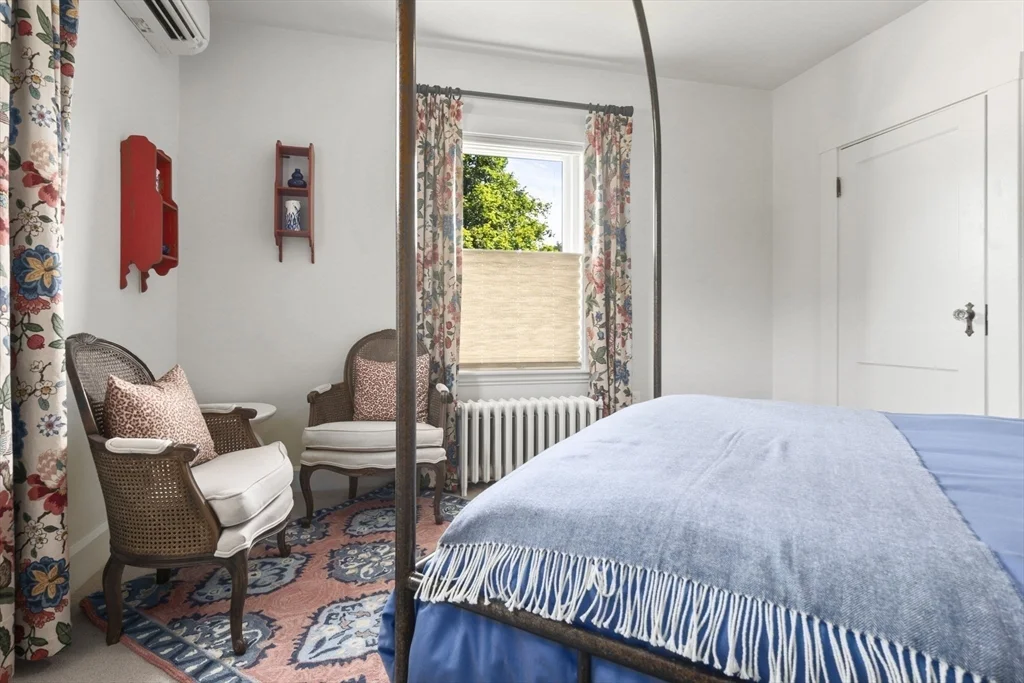 117 Eastern Ave, Essex