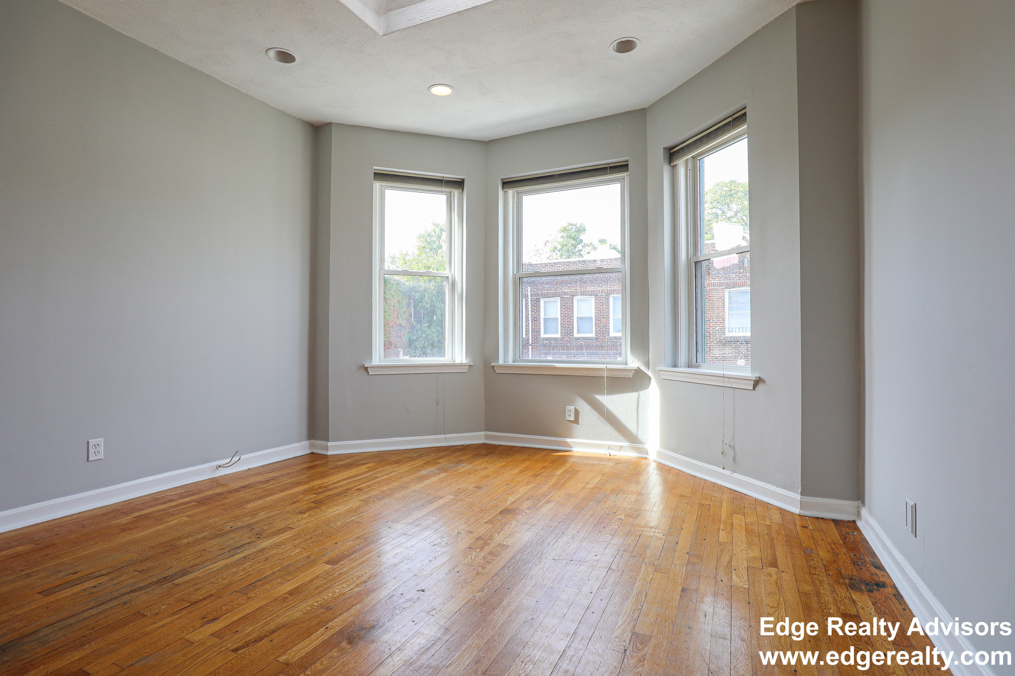 2 bed, 1 bath apartment for rent at 92 Gordon St Unit 404, Allston — photo 3 of 8