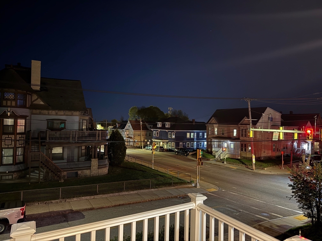 589 Haverhill St, Lawrence