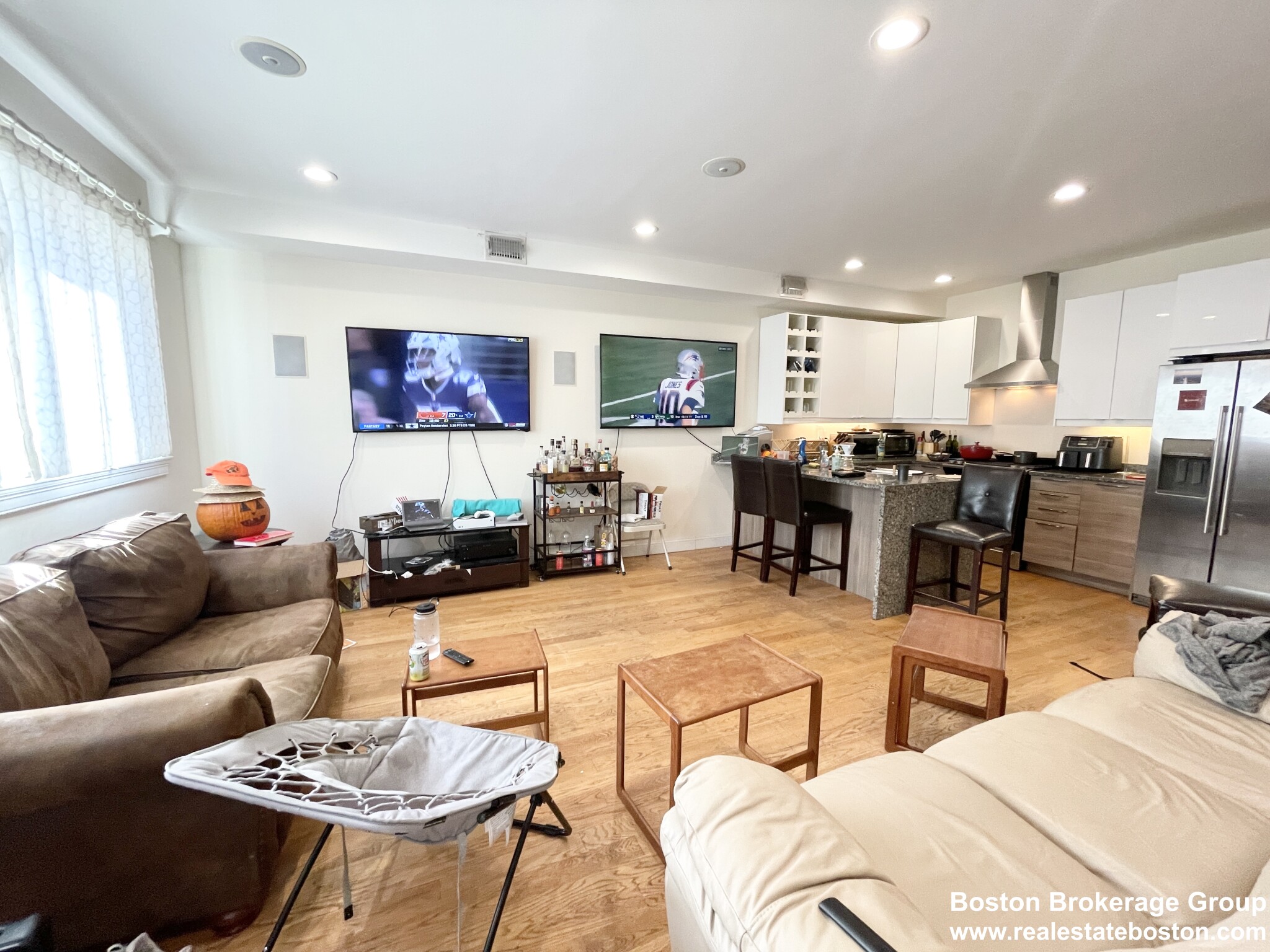 275 Dorchester Ave, South Boston