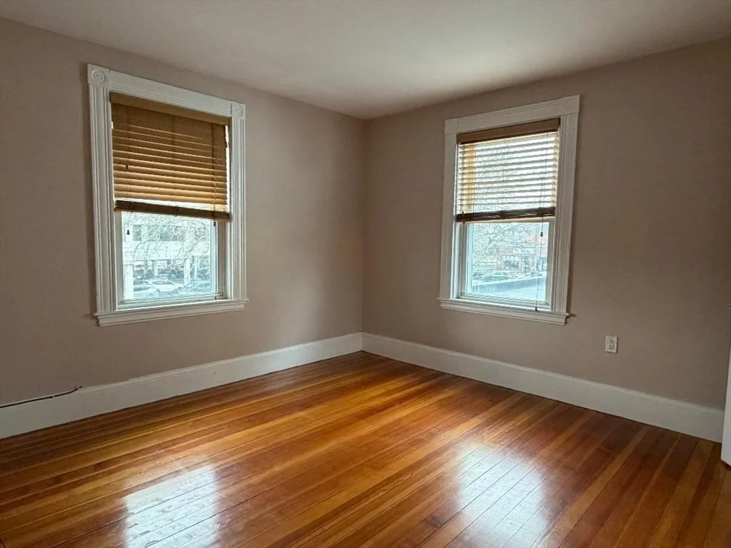 10 Bigelow St, Quincy Center