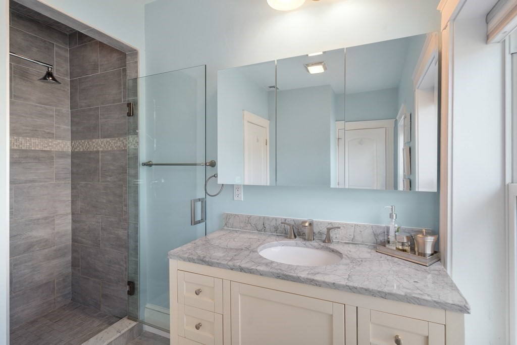 20 Moraine St, Waverley