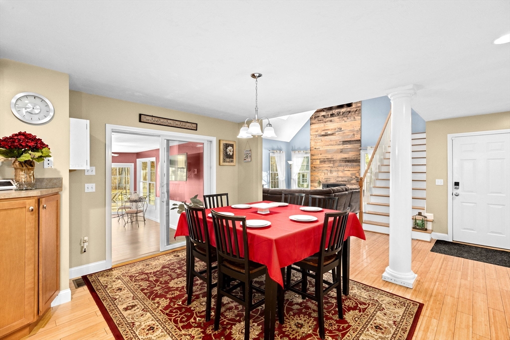 13 King Philip Way, East Freetown