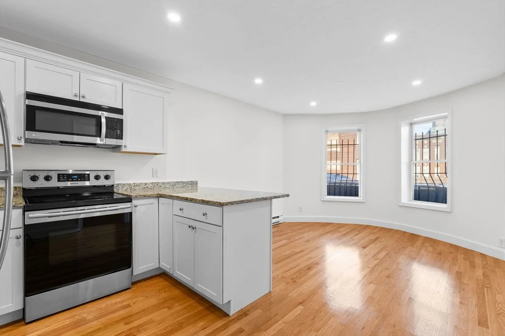 754 Huntington Ave, Mission Hill