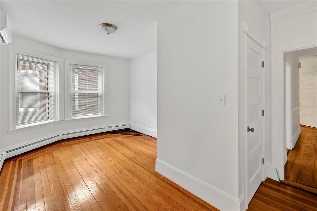 864 Huntington Ave, Mission Hill
