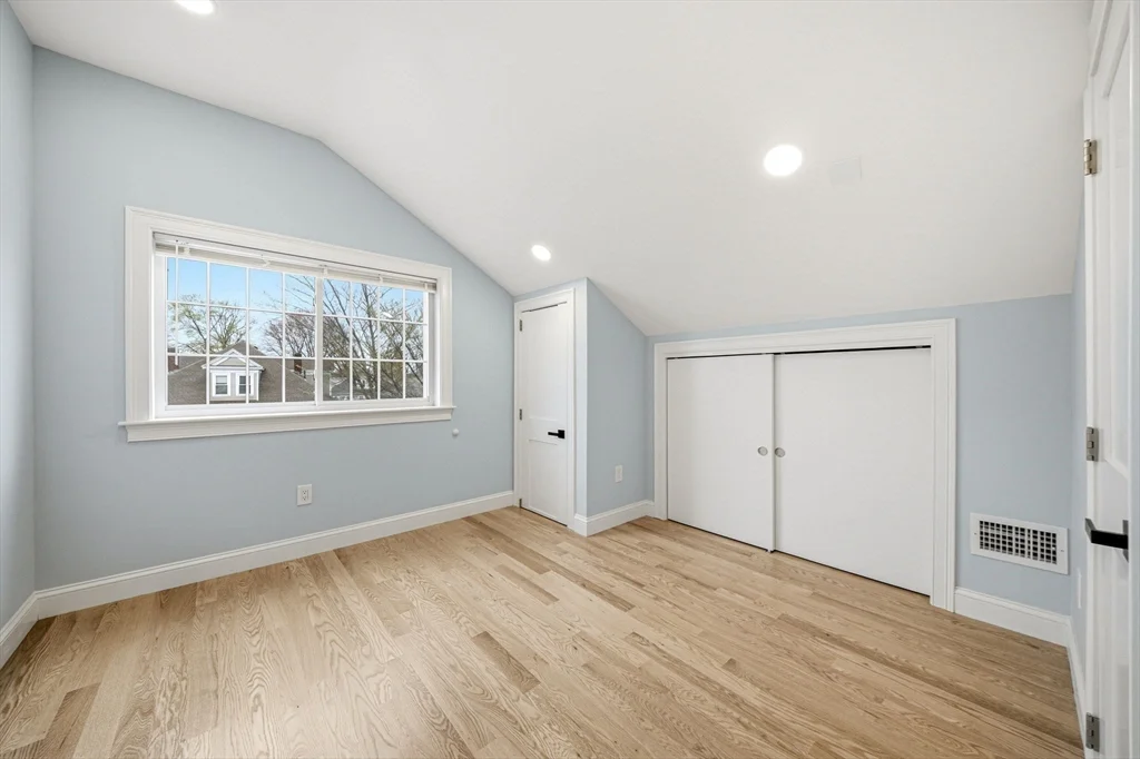 9 Logan Ave, Medford