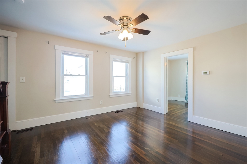 30 Lawrence St, Milford