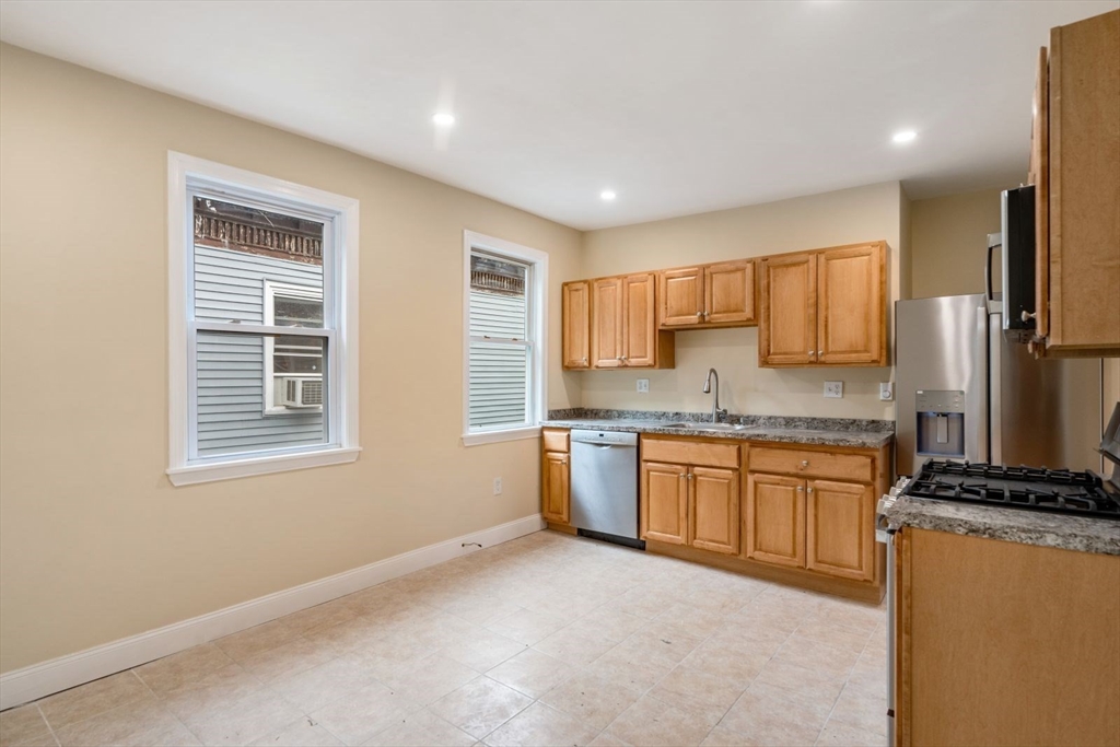 570 Washington St, Brighton