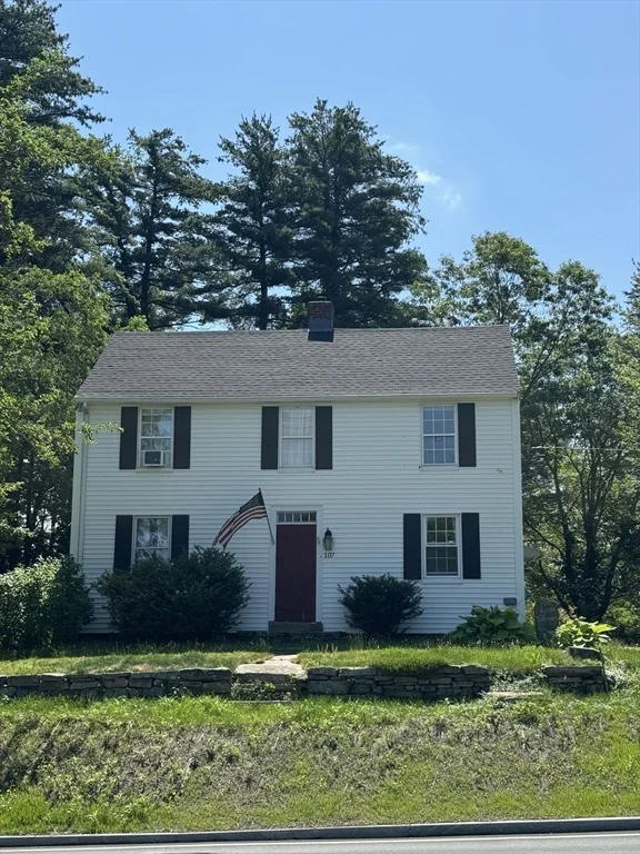 107 Boston Rd, Sutton