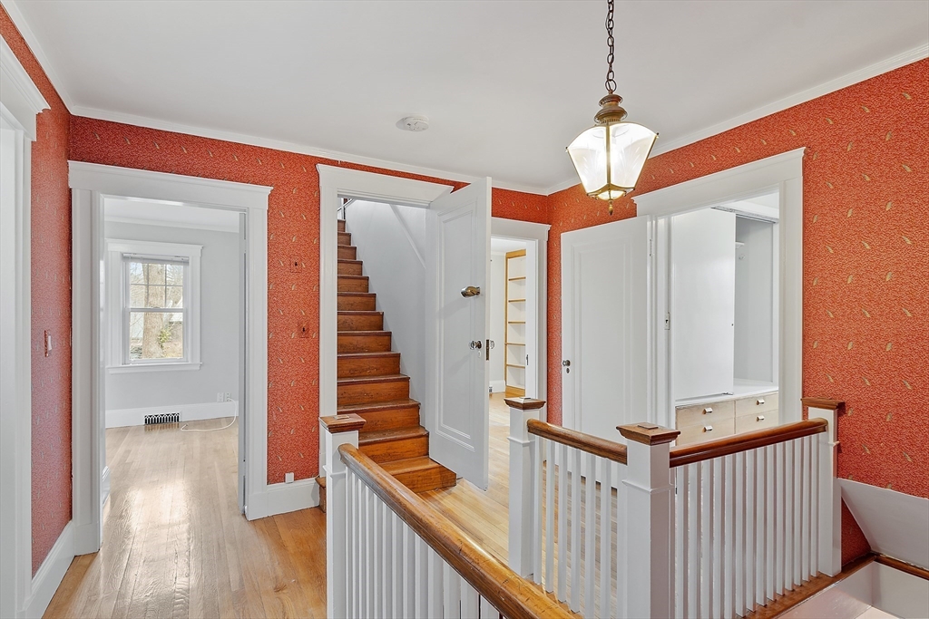 110 Leonard St, Belmont