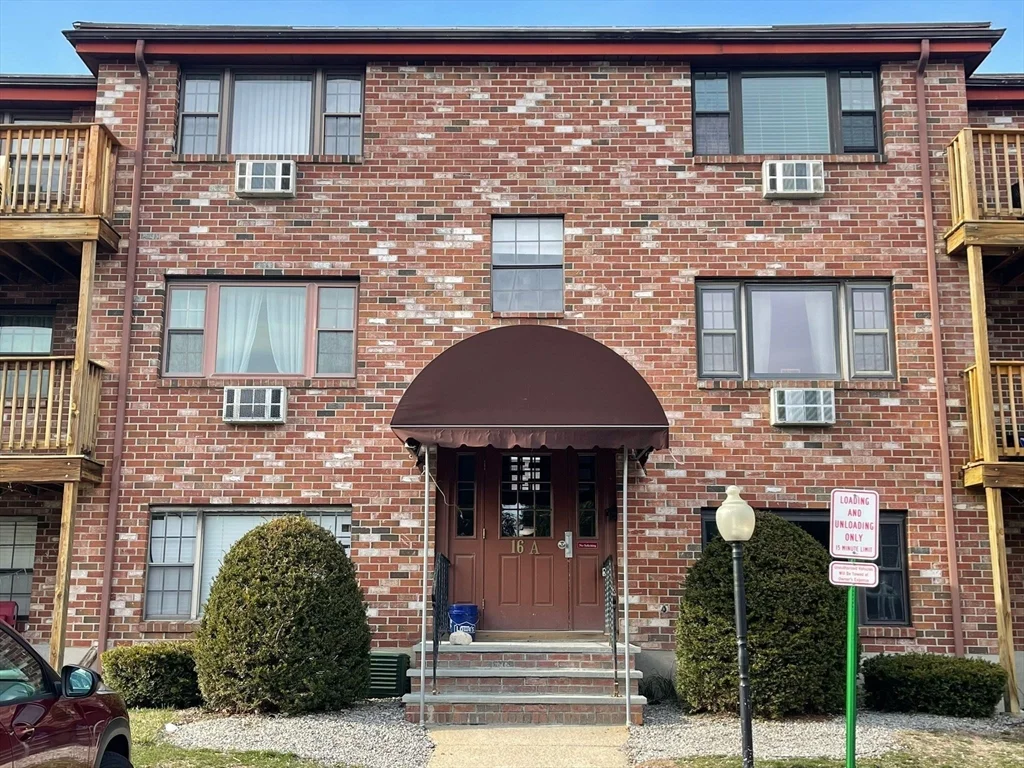 16-A Mayberry Dr, Westborough