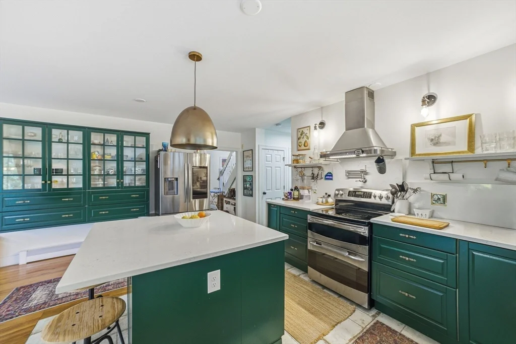 6 Montaup Rd, Sharon