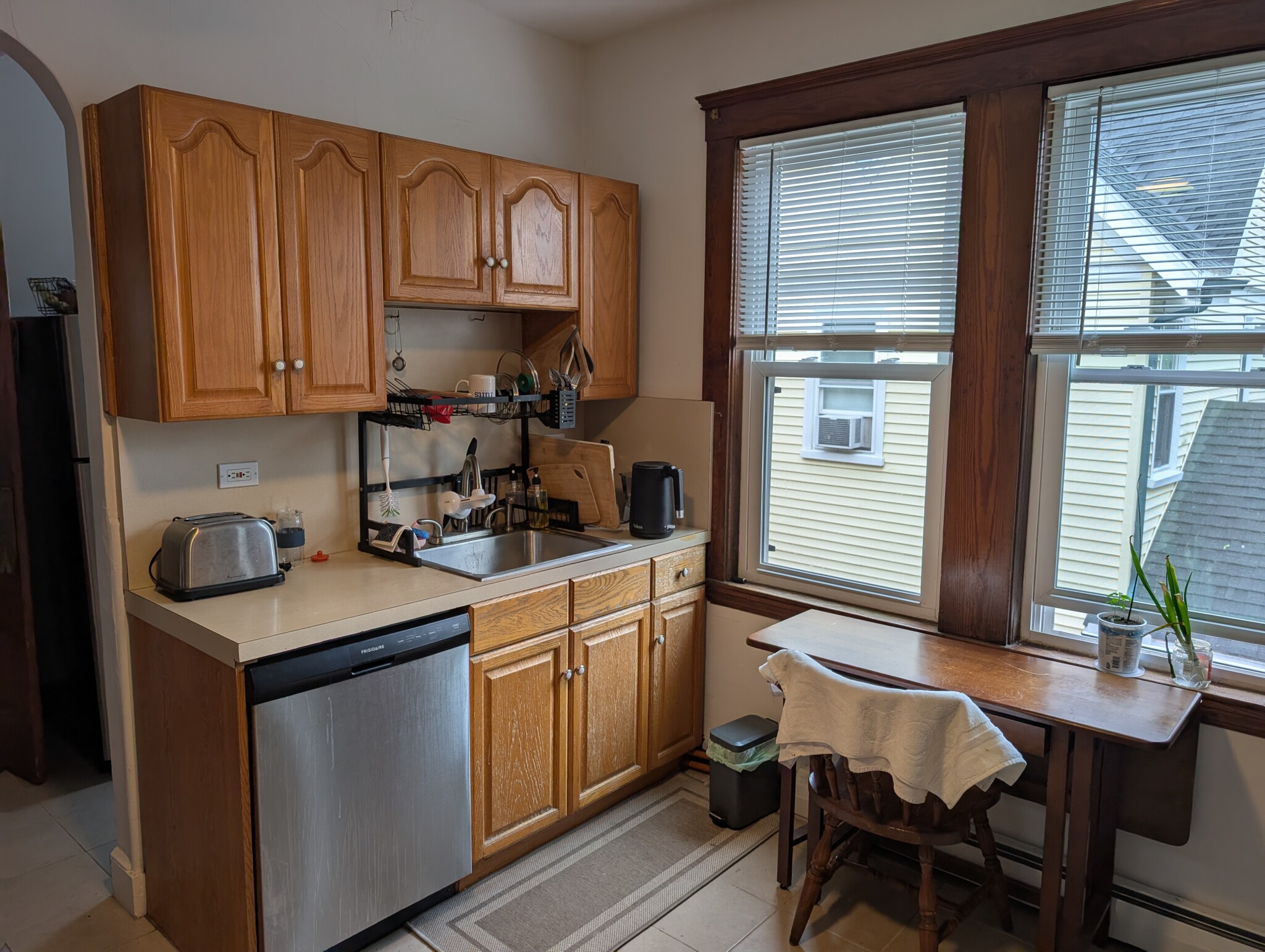 49 Adams St, Medford