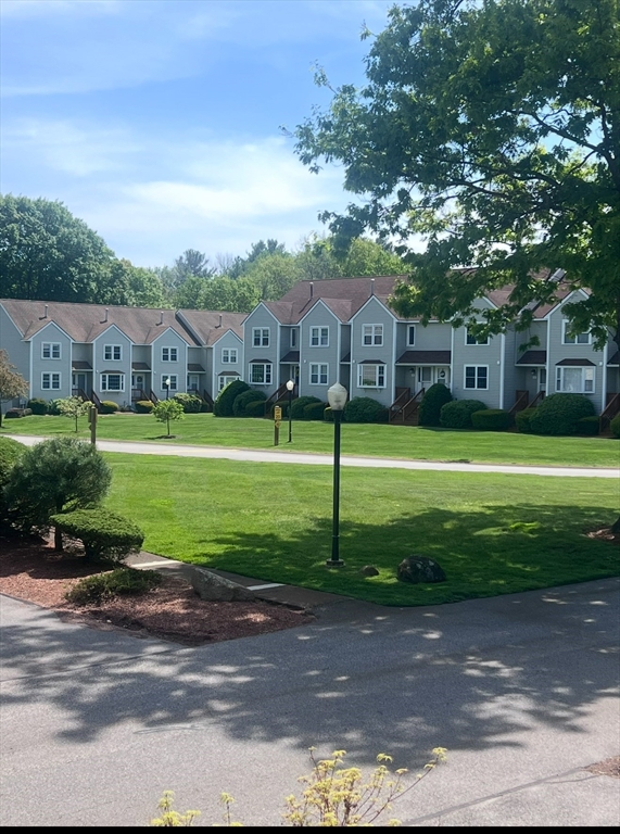 25 Patrick Rd, Tewksbury