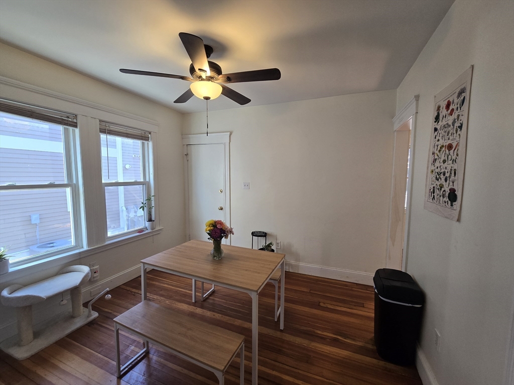 38 Hillside St, Mission Hill