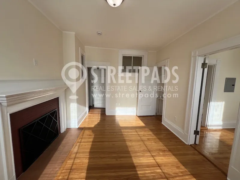 2 Ware St, Mid-Cambridge