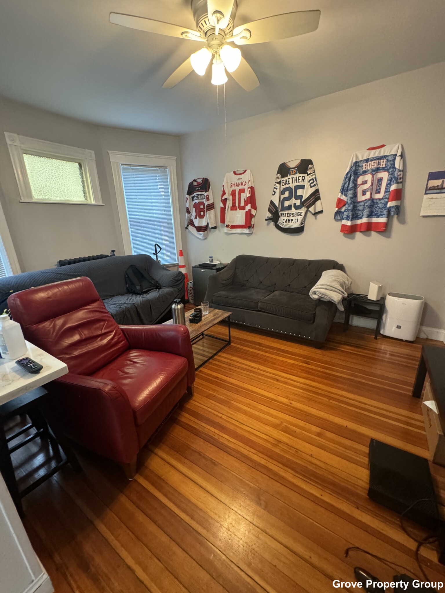 108 Hillside St, Mission Hill