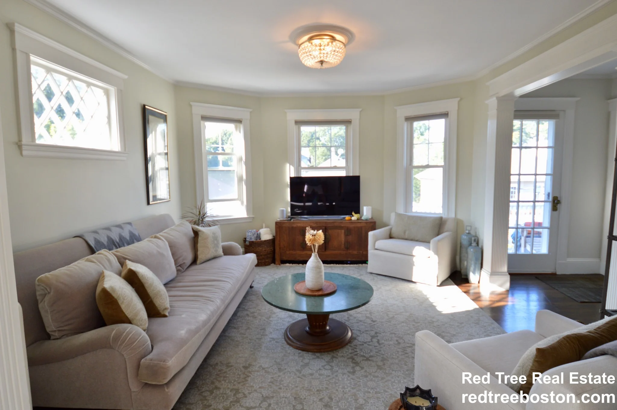 99 Farquhar St, Roslindale