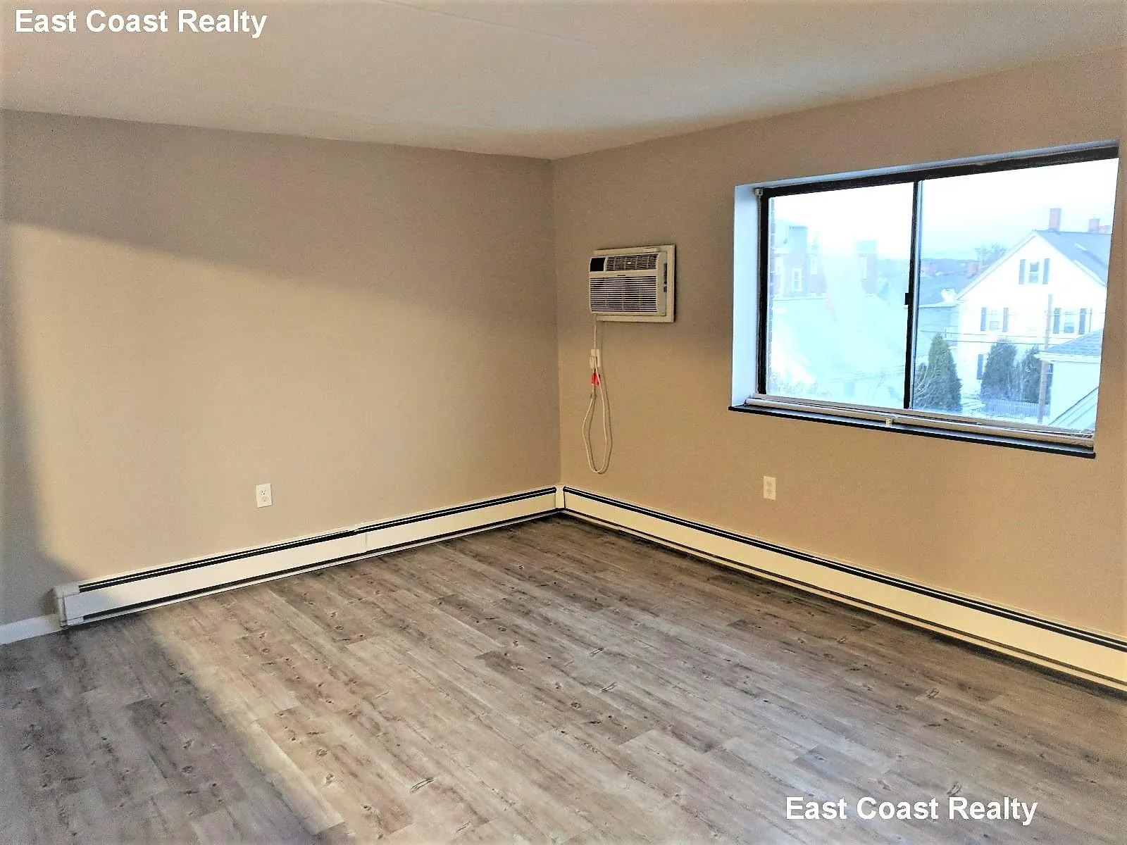 12 Cottage Ct, Nonantum