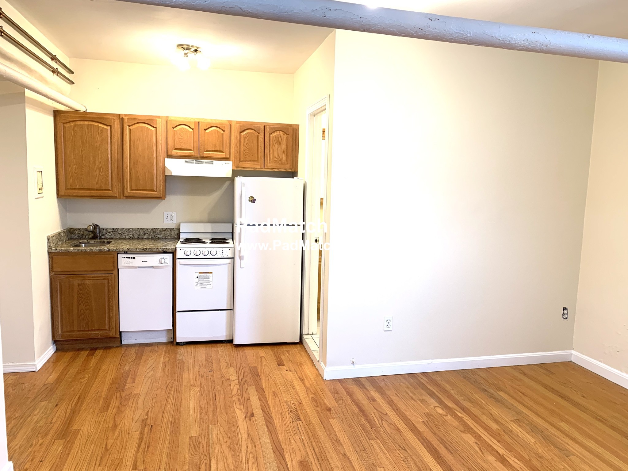 41 Bay State Rd, Fenway