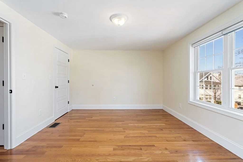 220 White St, Belmont