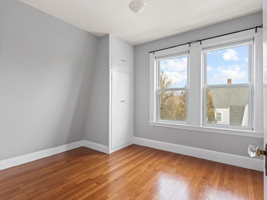 169 George St, Tufts University