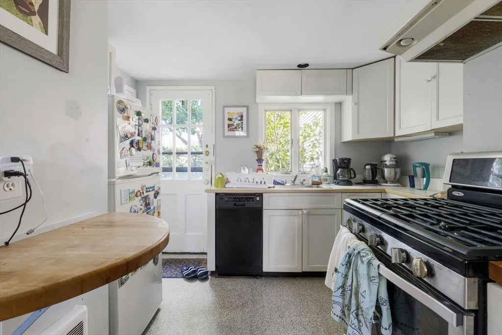 35 Alpine St, West Cambridge