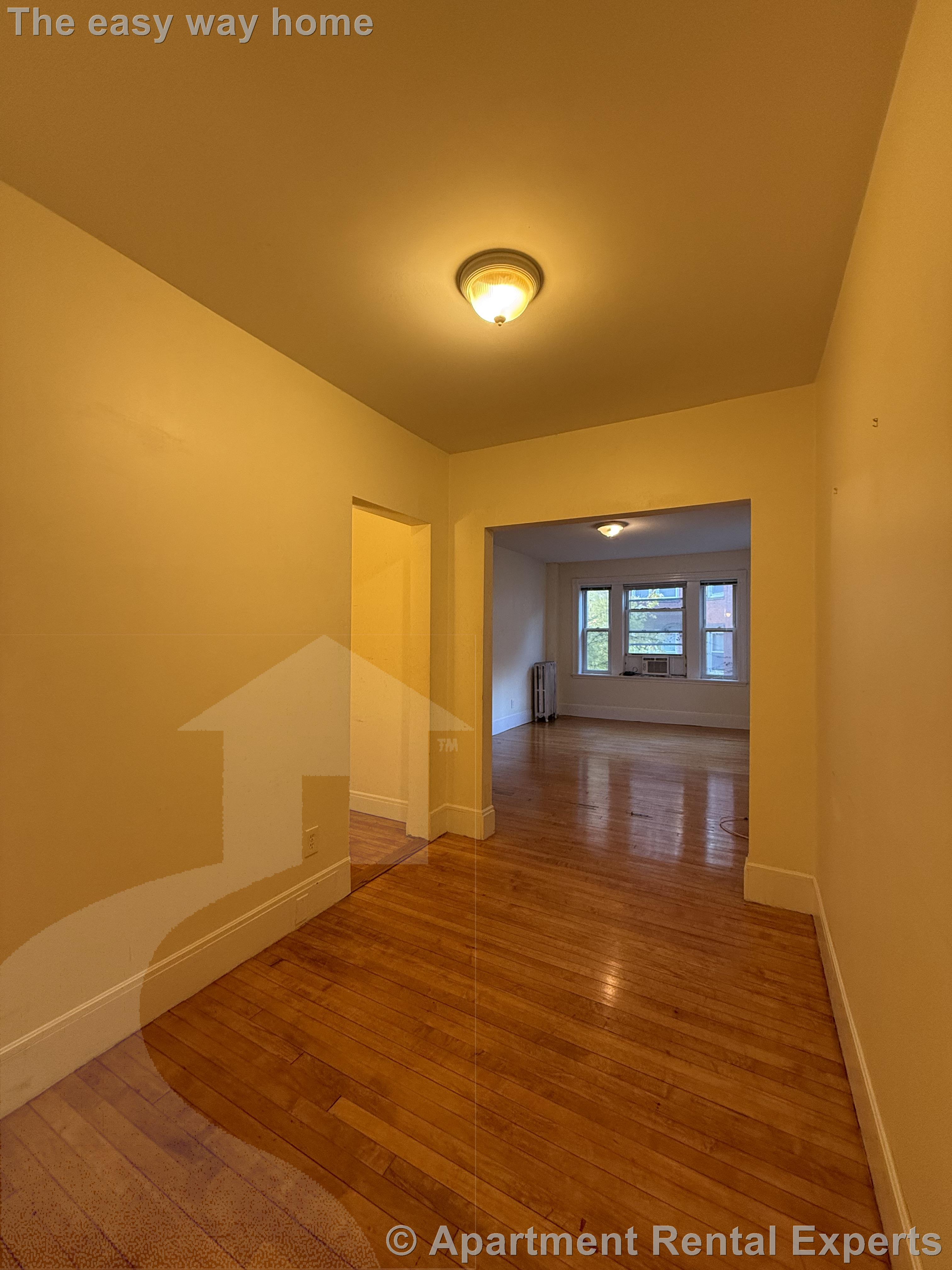 14 Centre St, Central Square