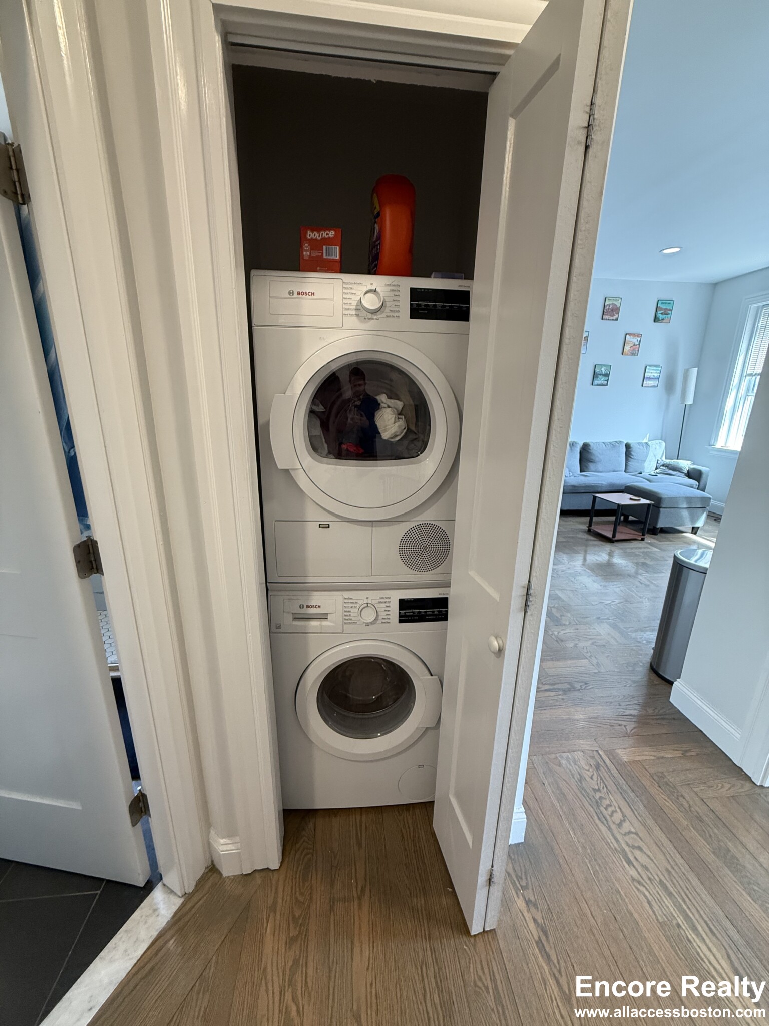 28 Queensberry St, Fenway