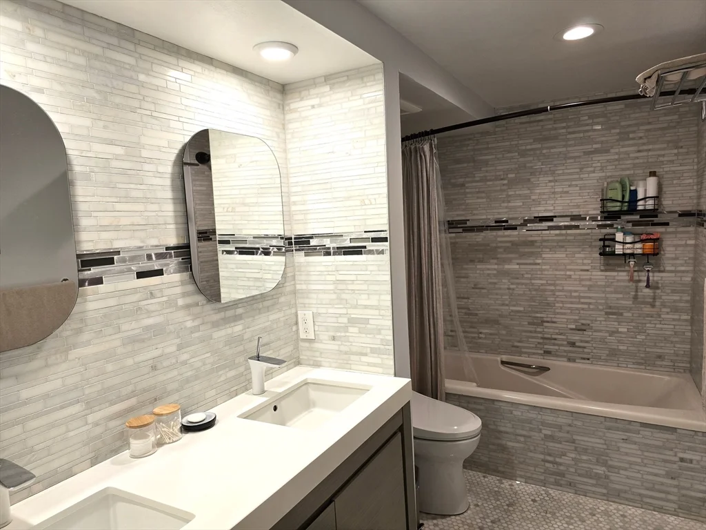 76 W Rutland Sq, South End