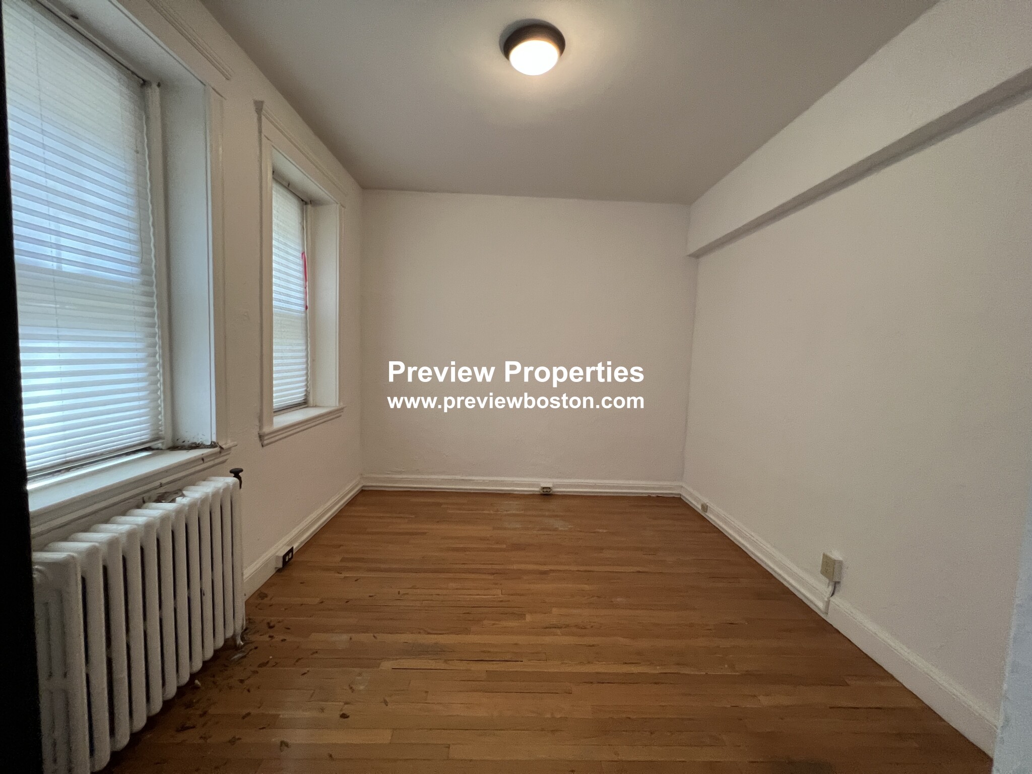 2001 Commonwealth Ave, Brighton