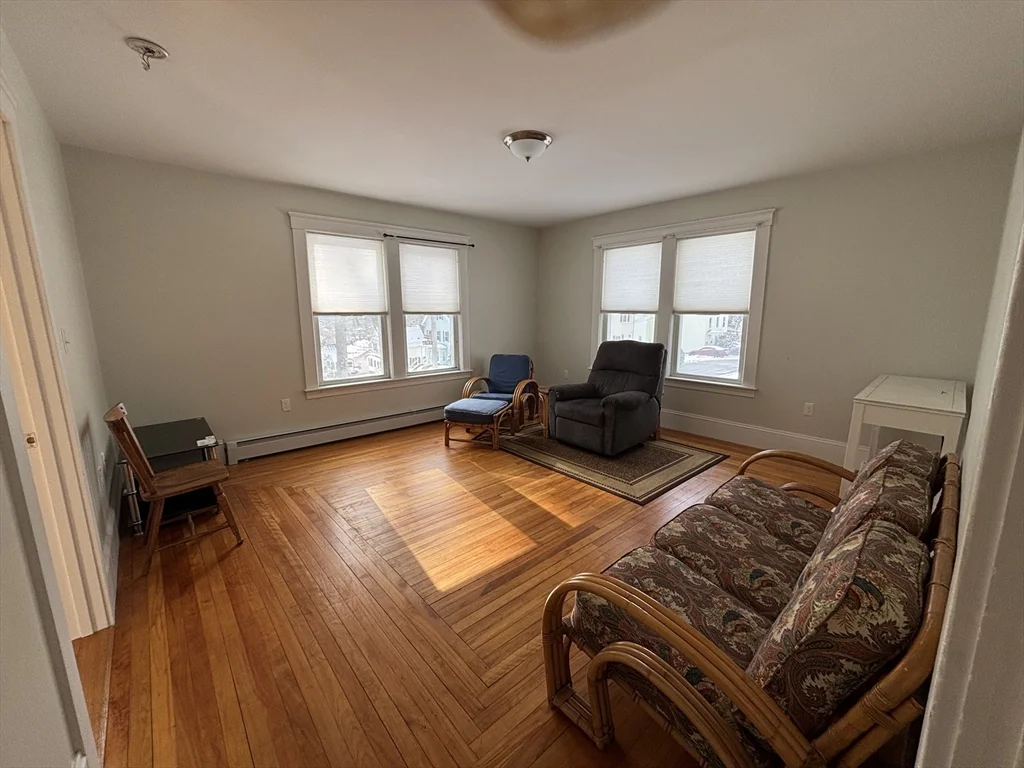 164 Washington St, Gardner