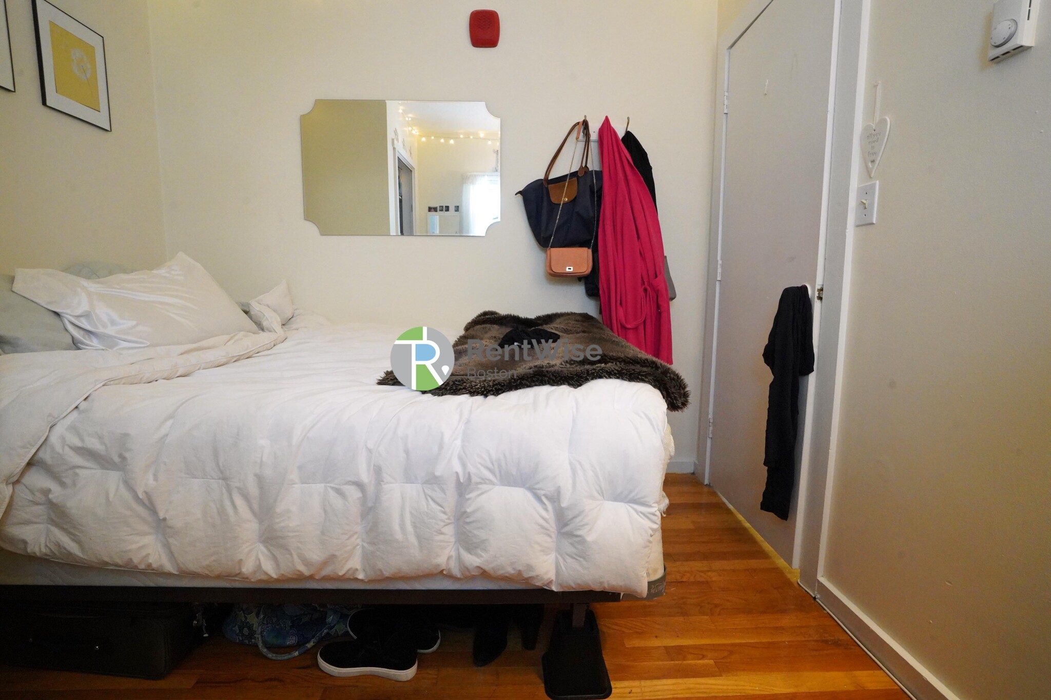 3 Schrepel Pl, South Boston