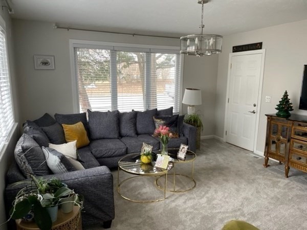 1132 West Boylston St, Summit