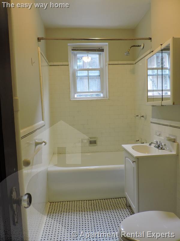 119 College Ave, Davis Square