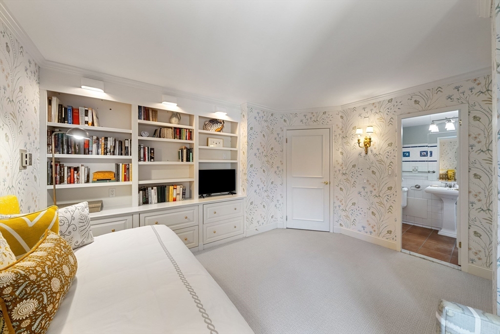 180 Beacon St, Back Bay